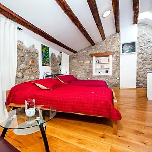  Apartment Oscar Iv With Terrace And Sea View Croatia